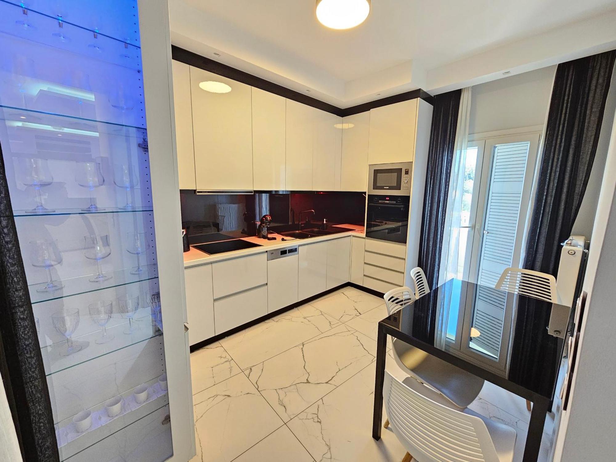 Grey Luxury House Apartment Ipsos Ngoại thất bức ảnh