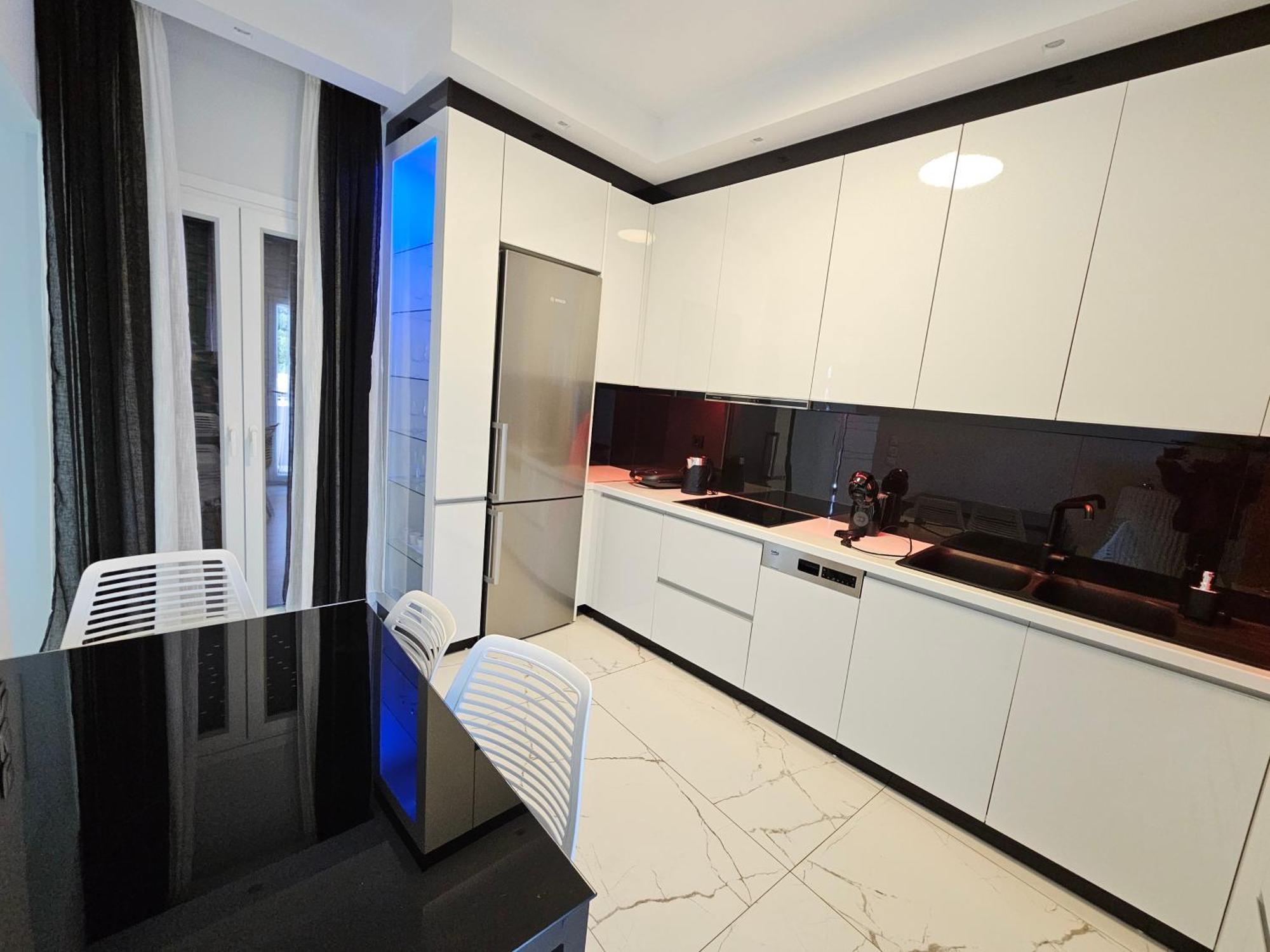 Grey Luxury House Apartment Ipsos Ngoại thất bức ảnh
