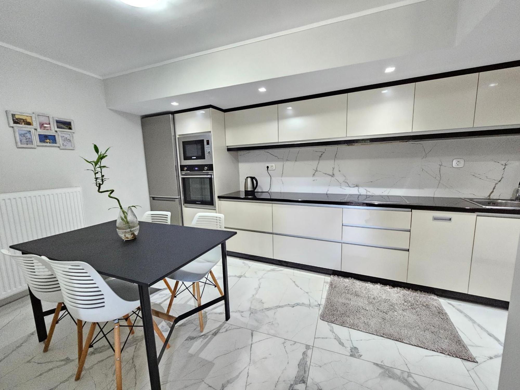 Grey Luxury House Apartment Ipsos Ngoại thất bức ảnh